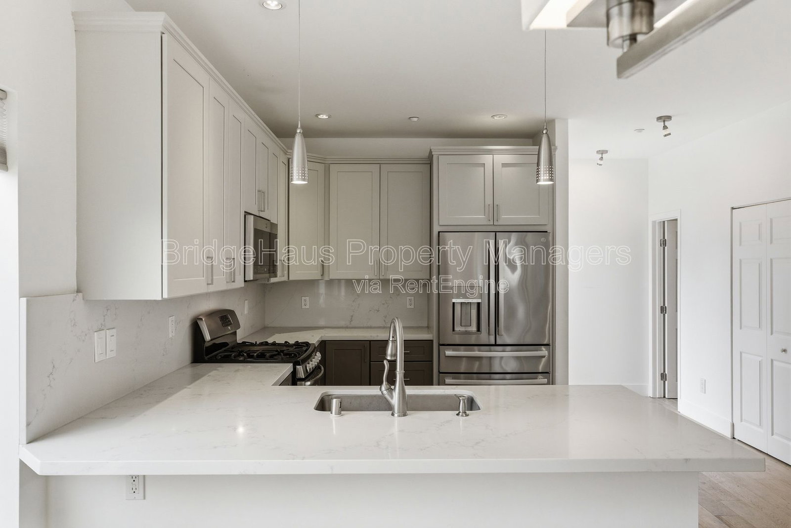 Gallery Image 17