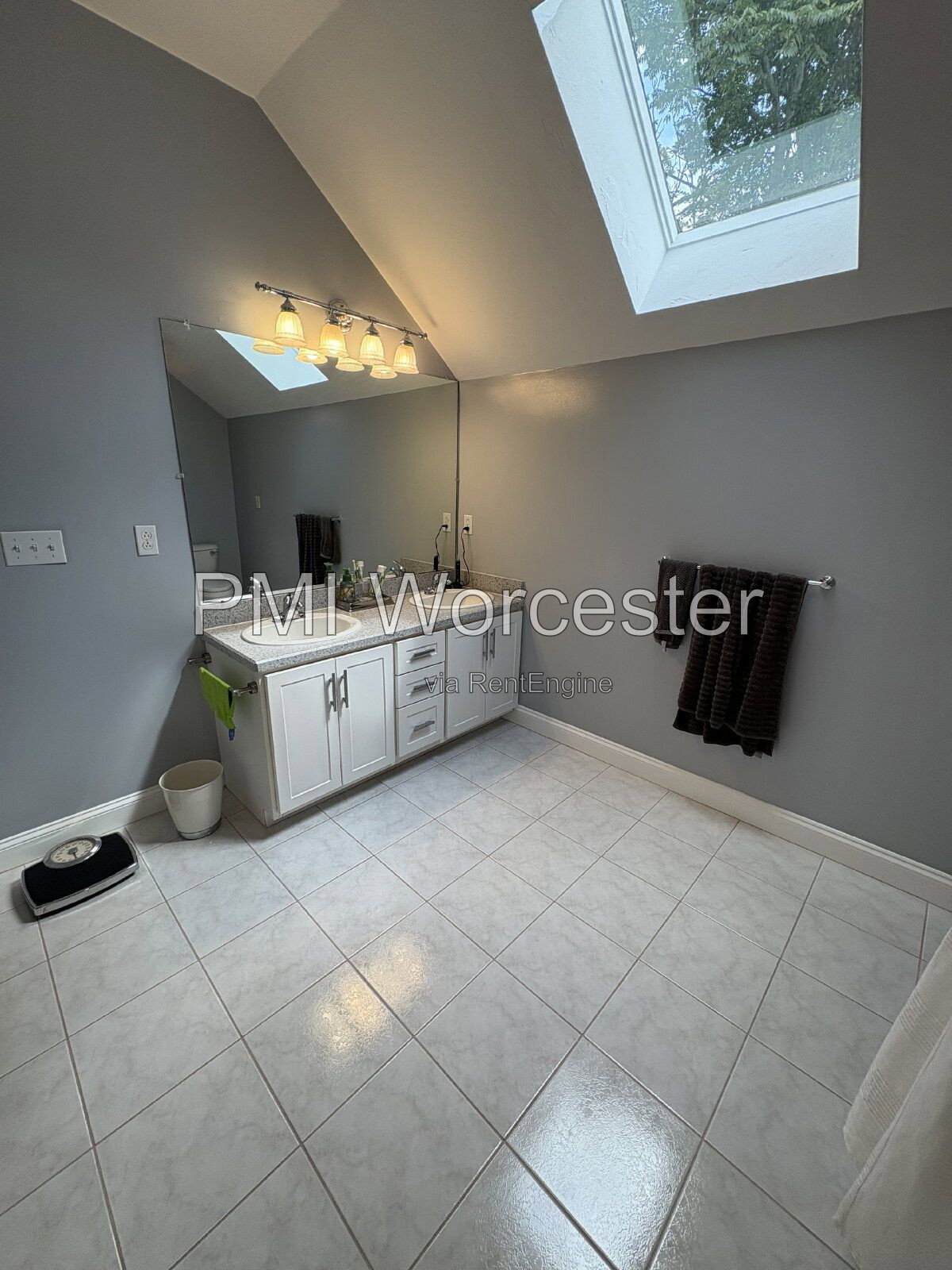 Gallery Image 11