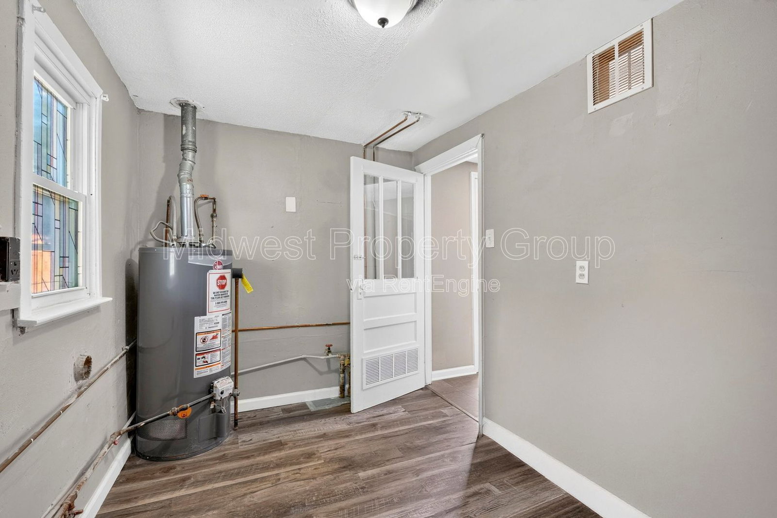 Gallery Image 18