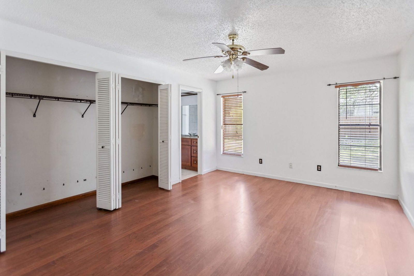 Gallery Image 19