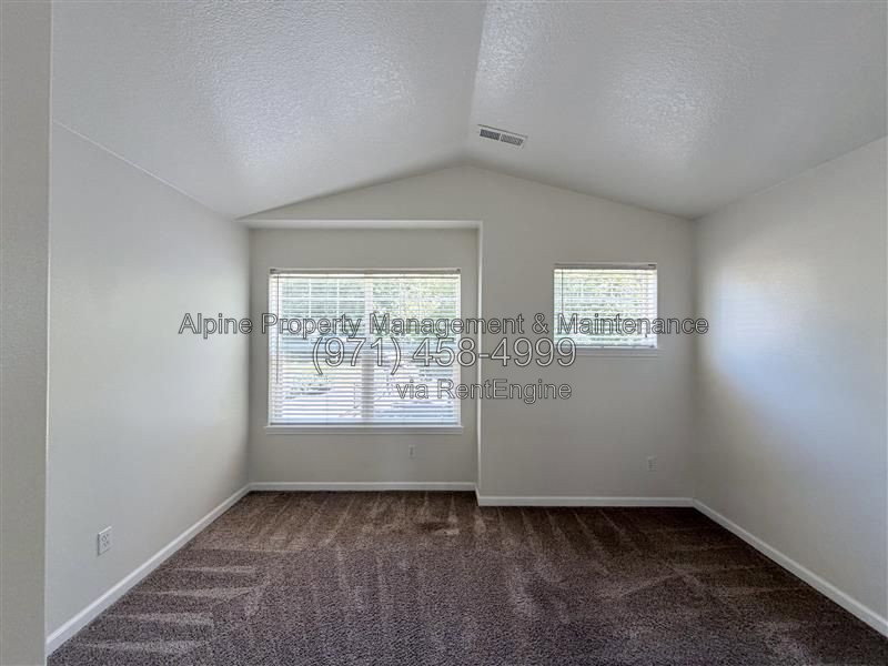 Gallery Image 37