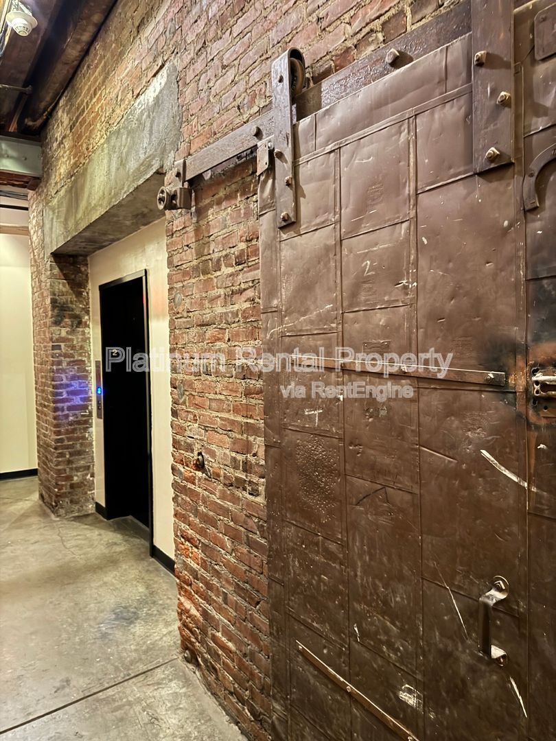 Gallery Image 8