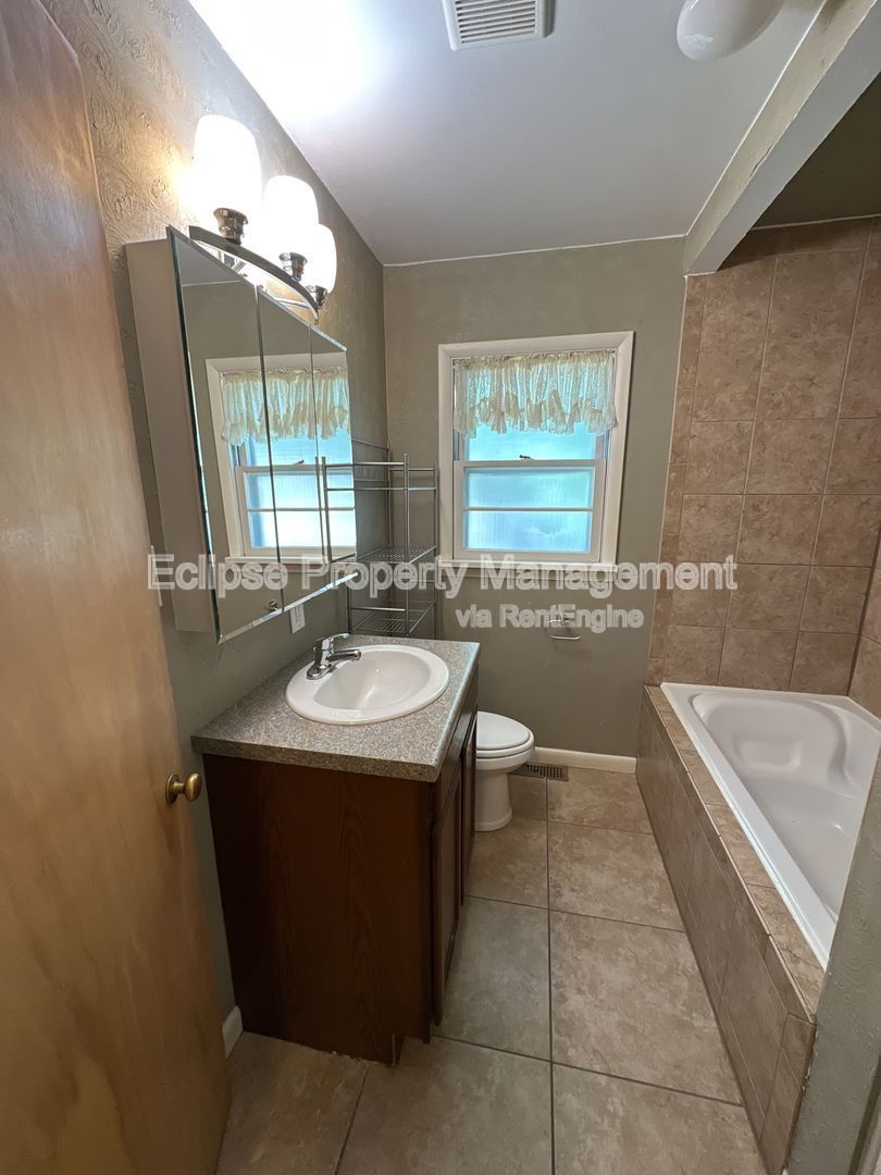 Gallery Image 11