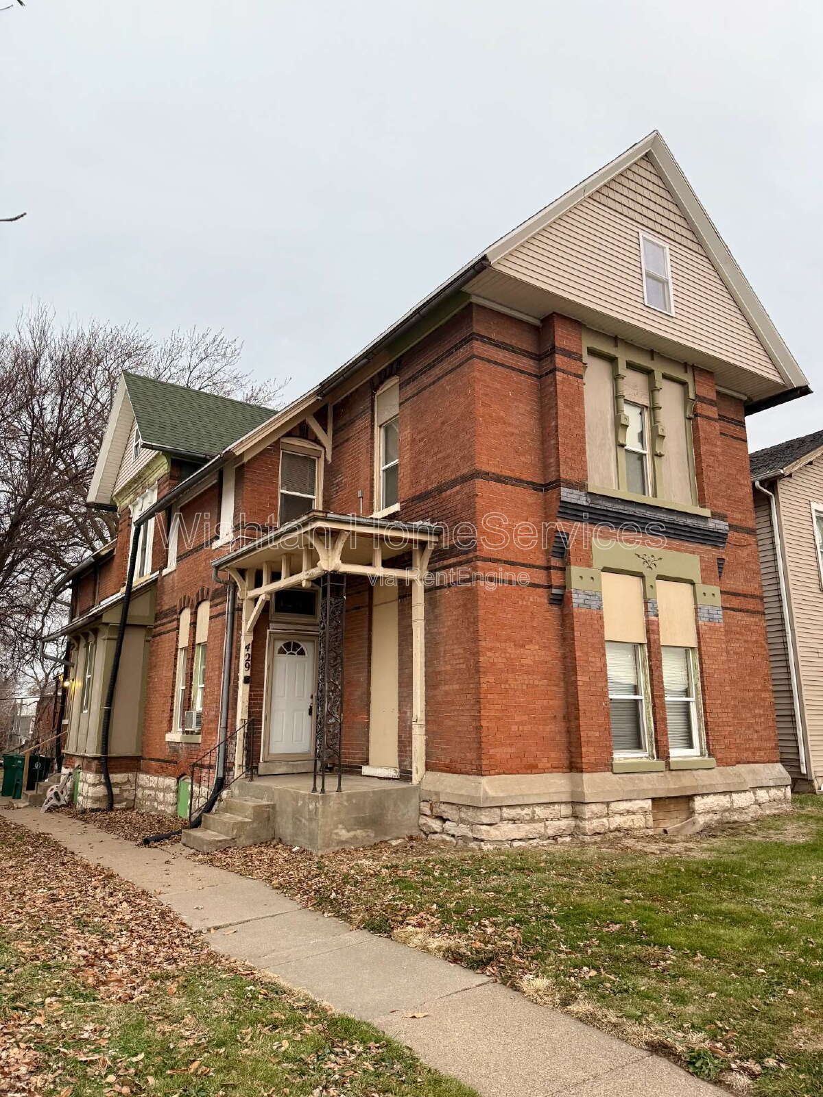 Gallery Image 15