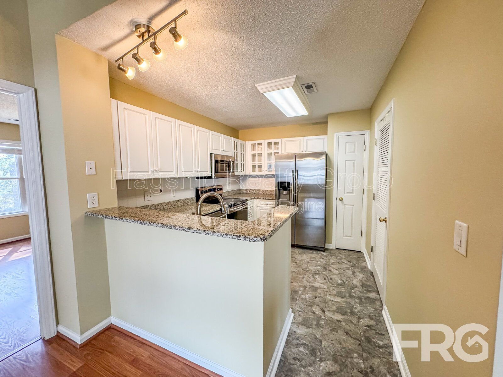 Gallery Image 15