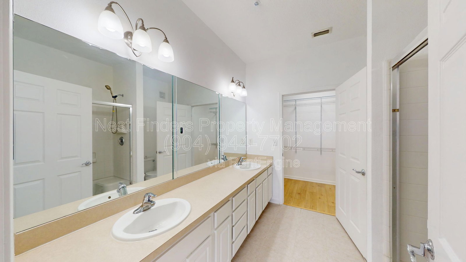 Gallery Image 18