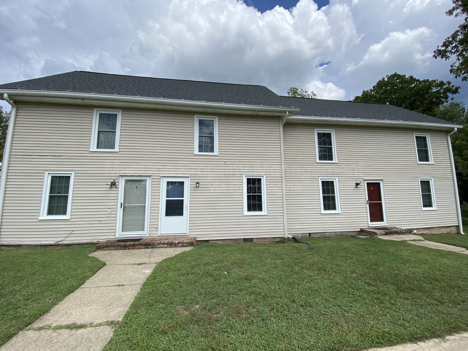 Gallery Image 0