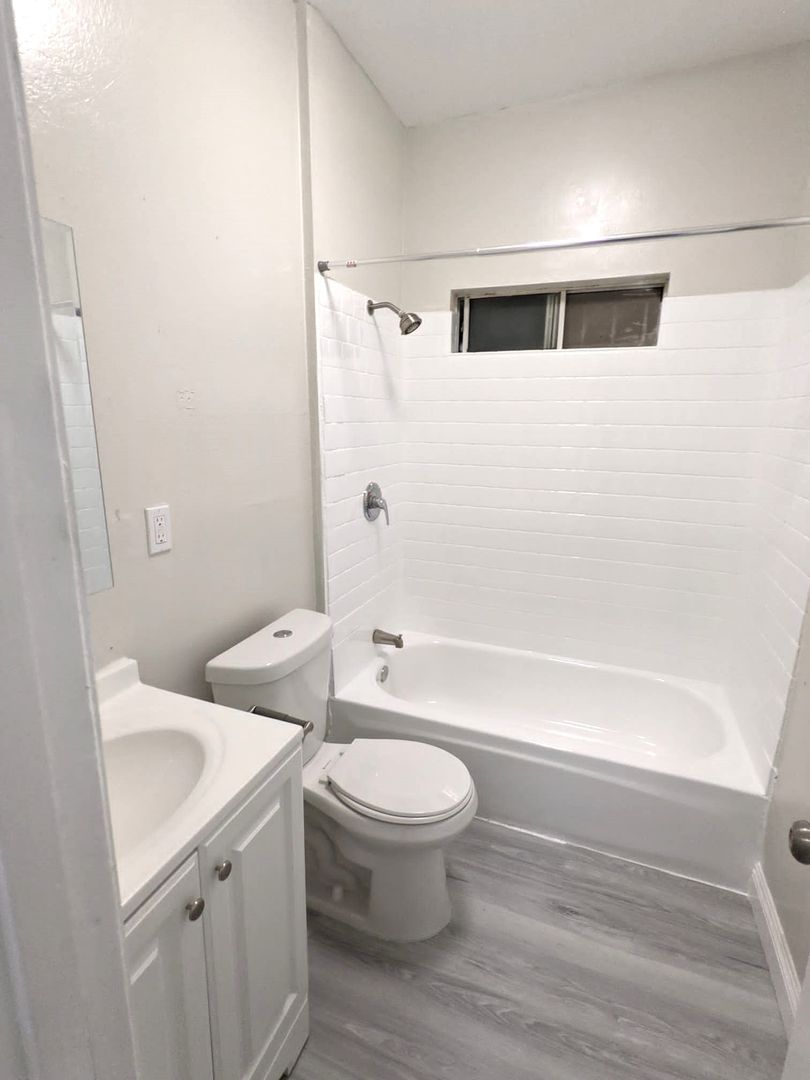Gallery Image 8
