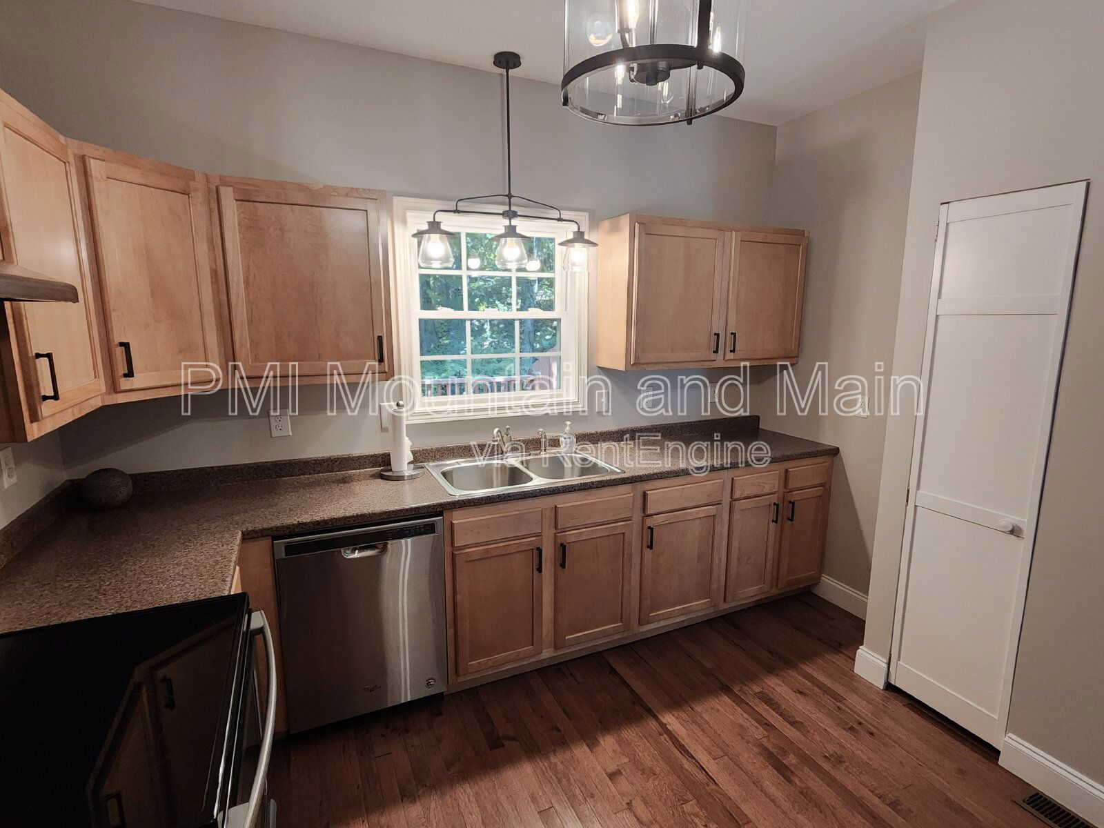 Gallery Image 14