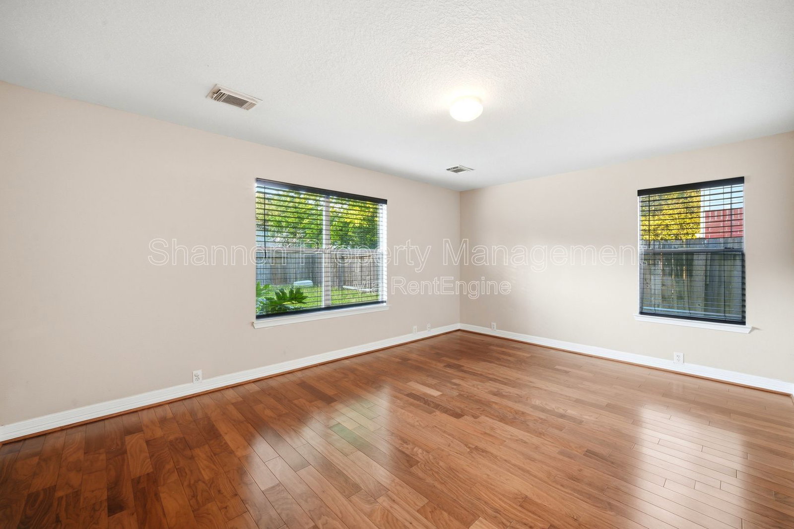 Gallery Image 18