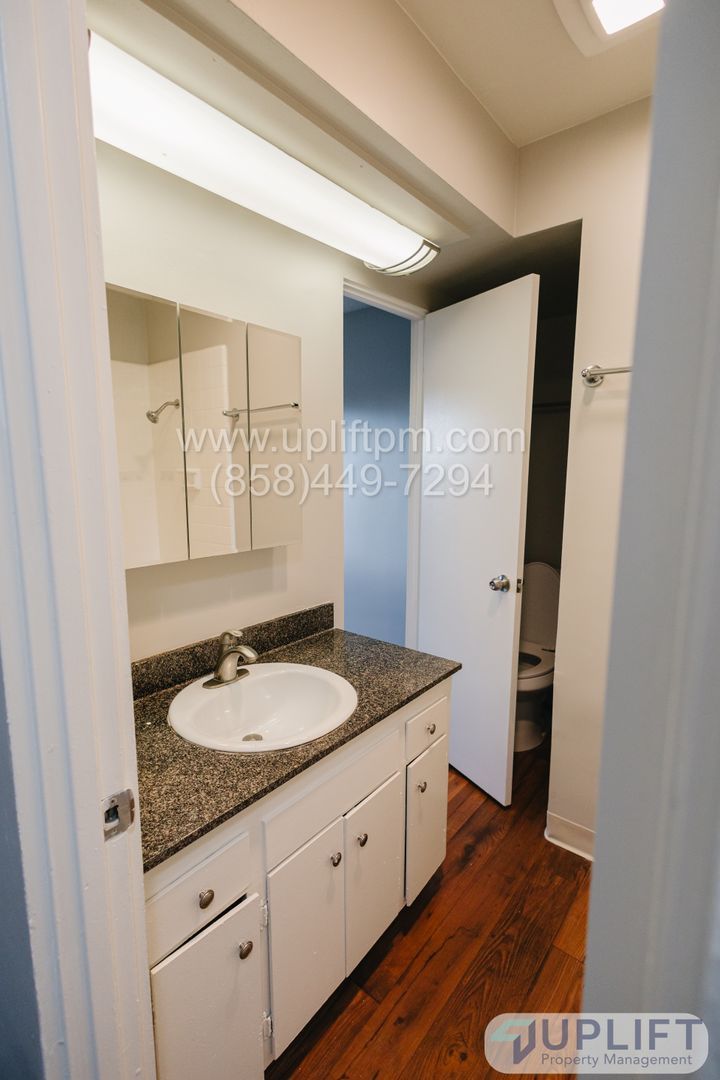 Gallery Image 6