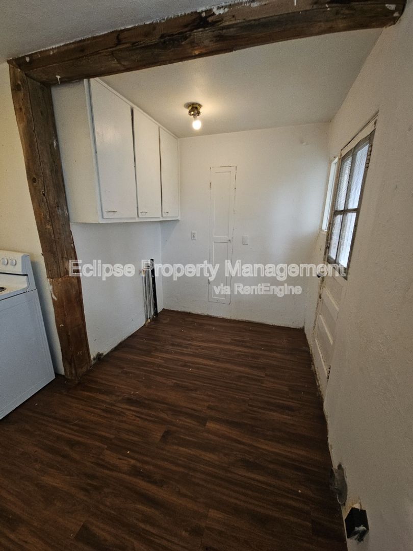 Gallery Image 13
