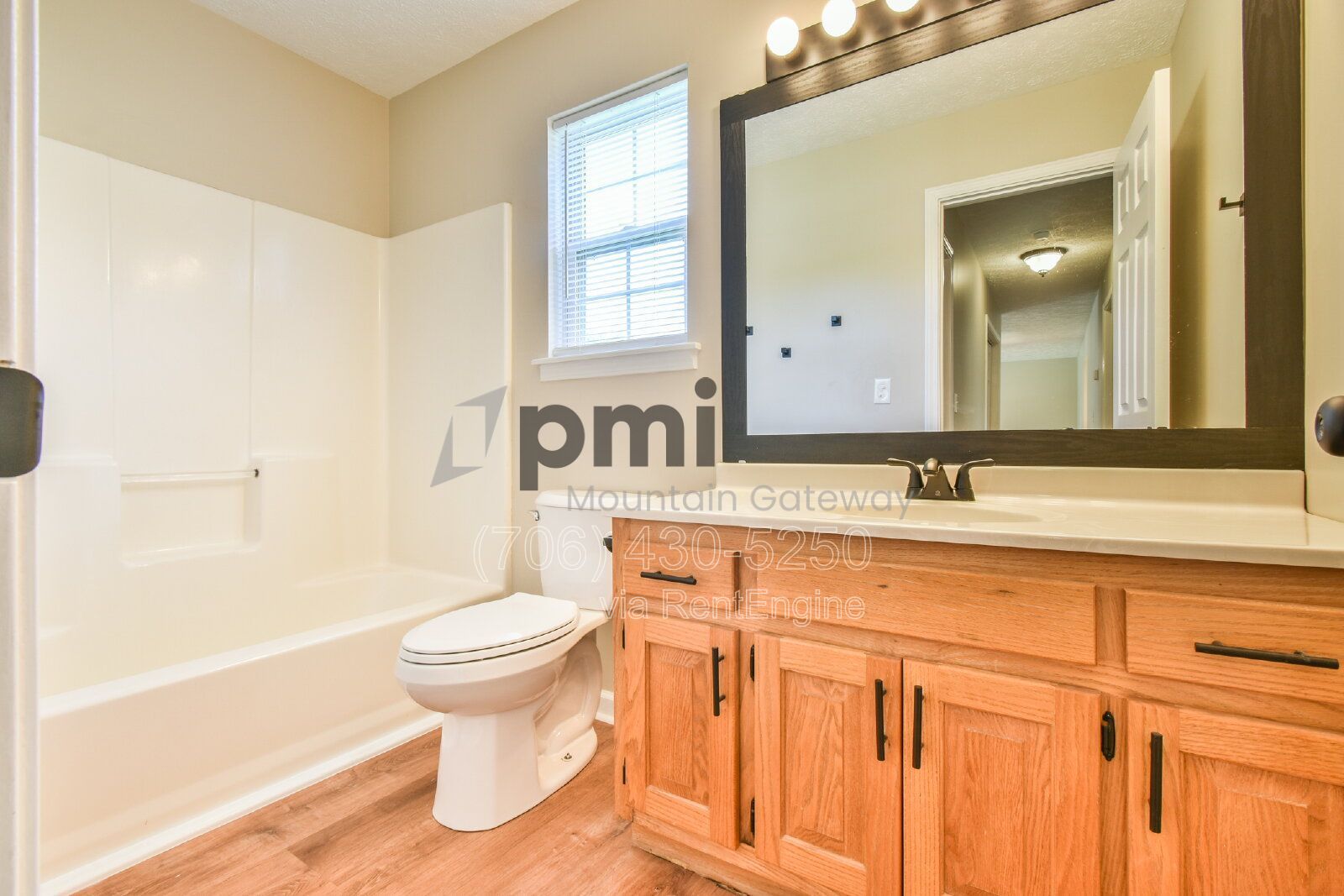 Gallery Image 17