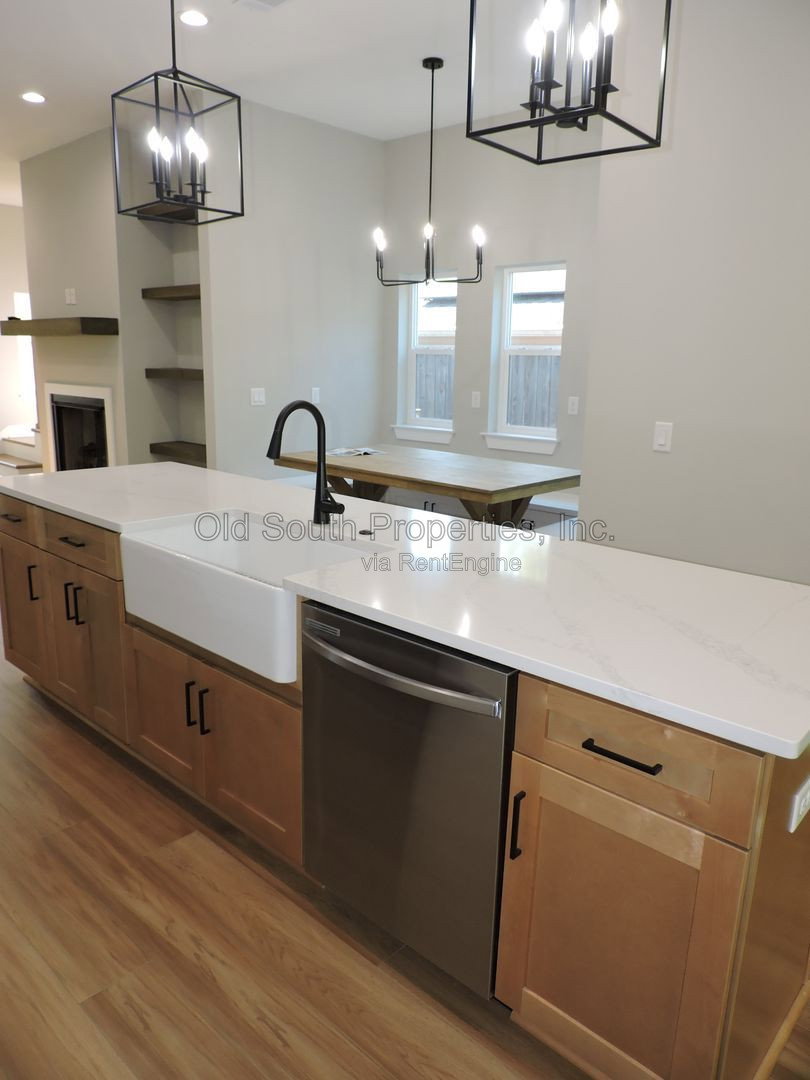 Gallery Image 12