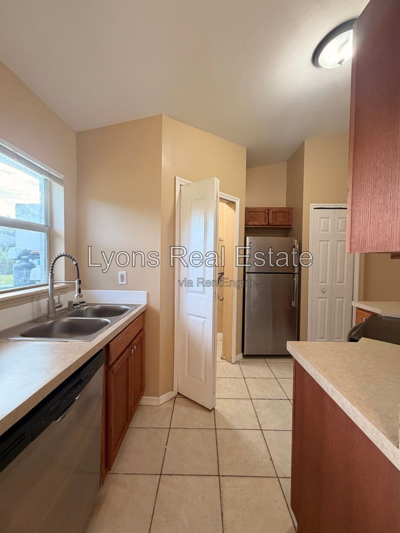 Gallery Image 12