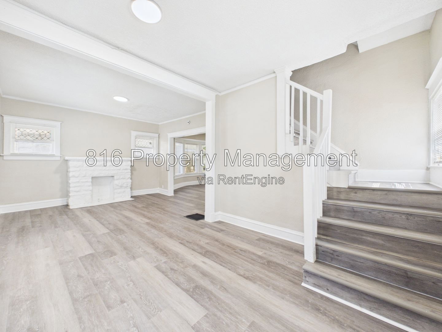 Gallery Image 0