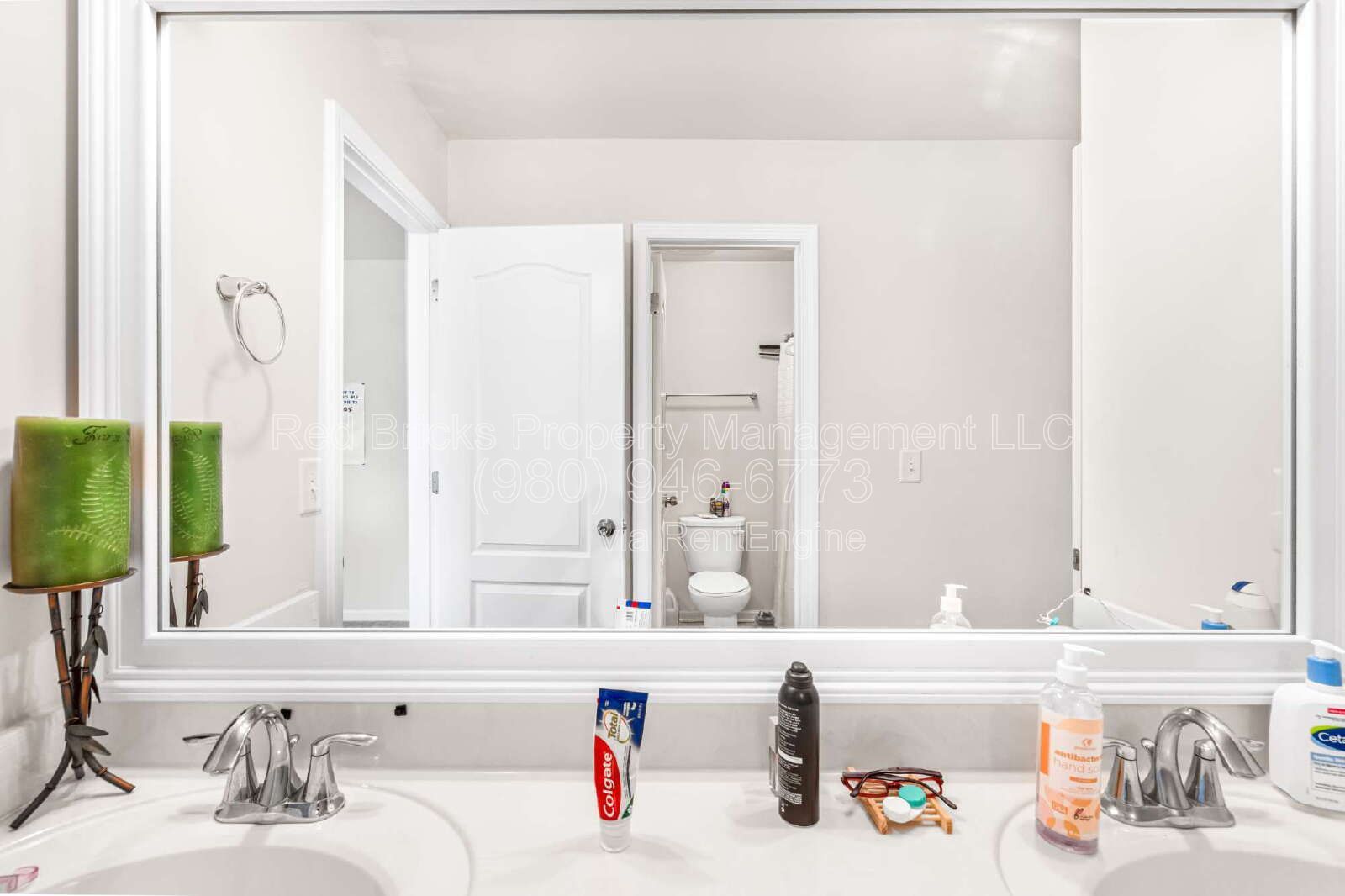 Gallery Image 18