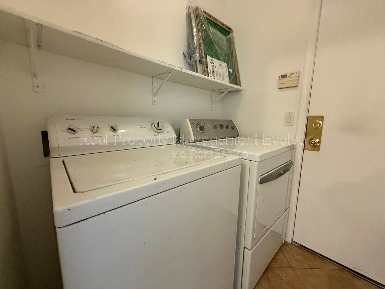 Gallery Image 19
