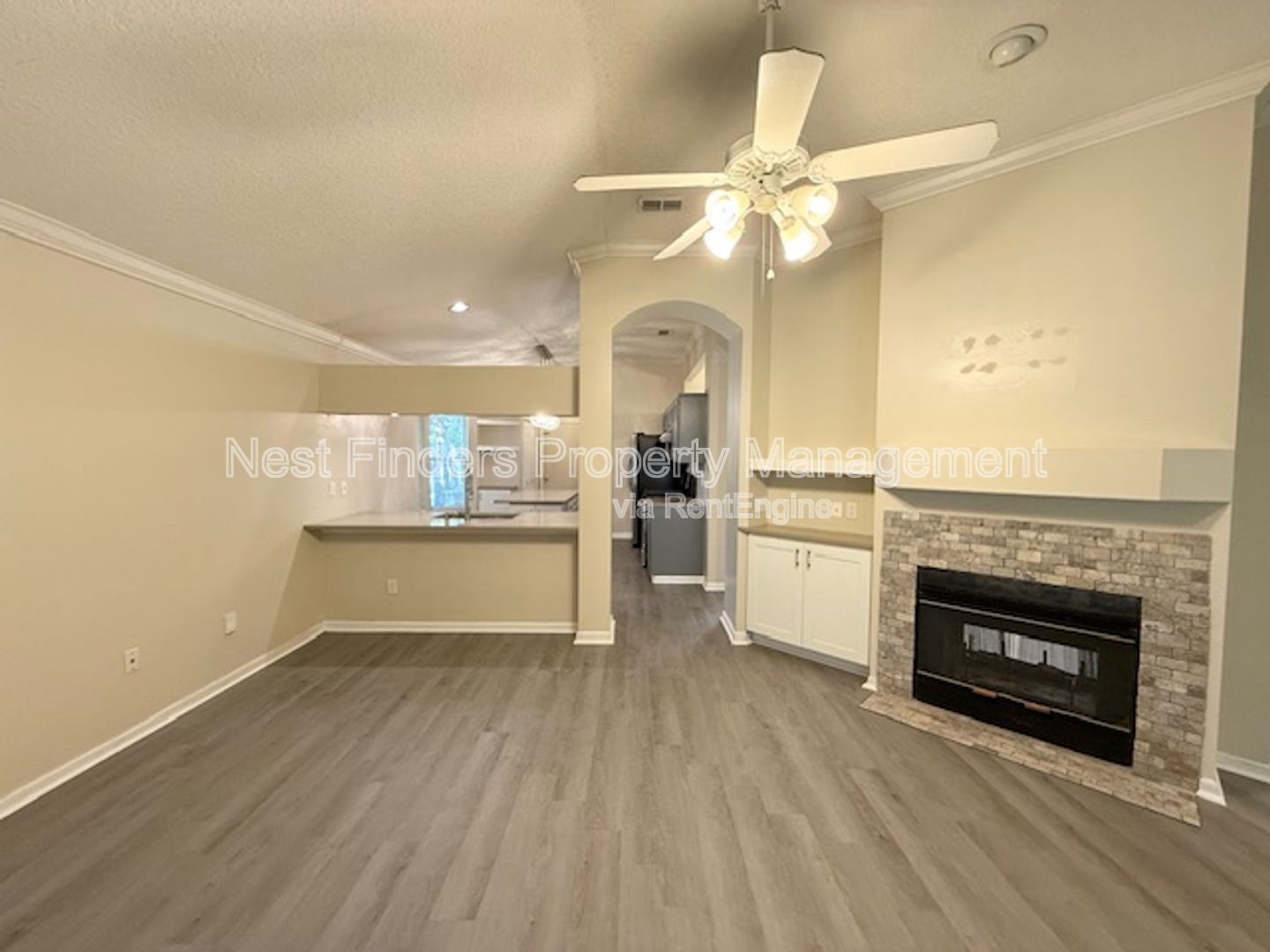 Gallery Image 13