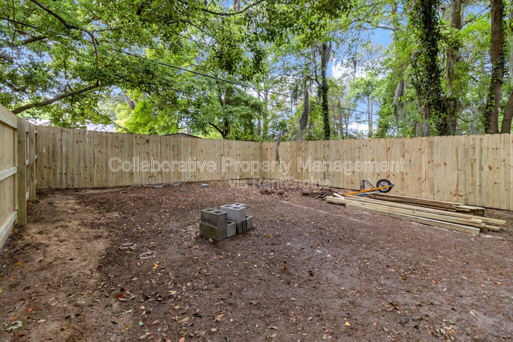 Gallery Image 0
