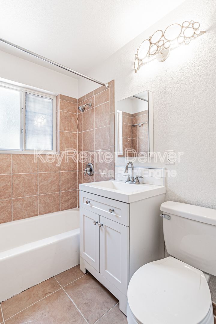 Gallery Image 19