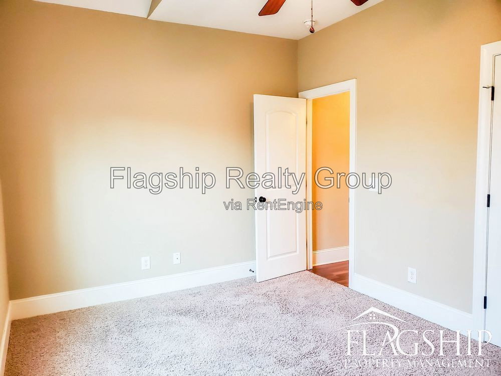 Gallery Image 21