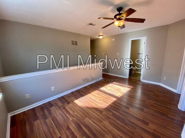 Gallery Image 16