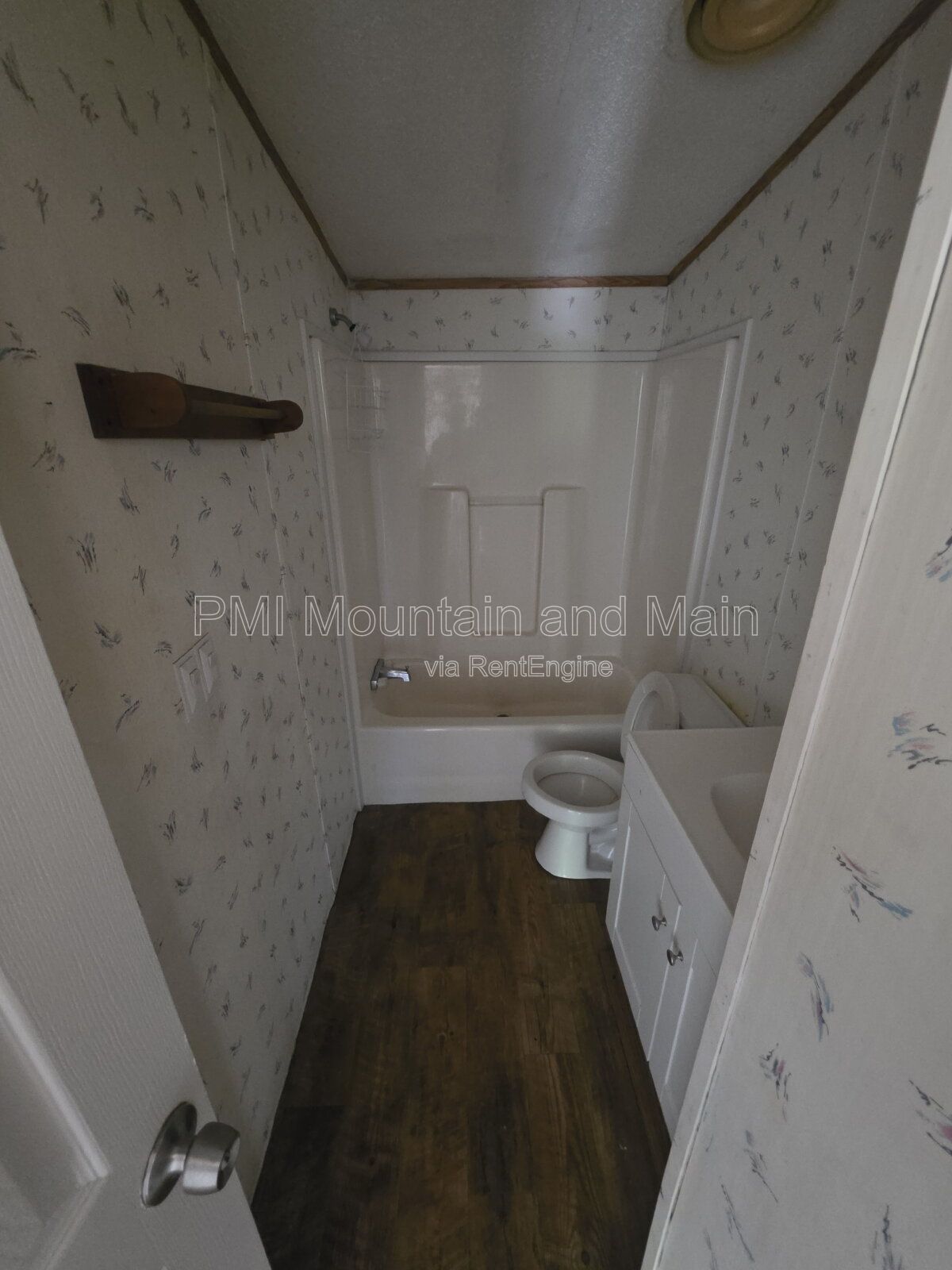 Gallery Image 17
