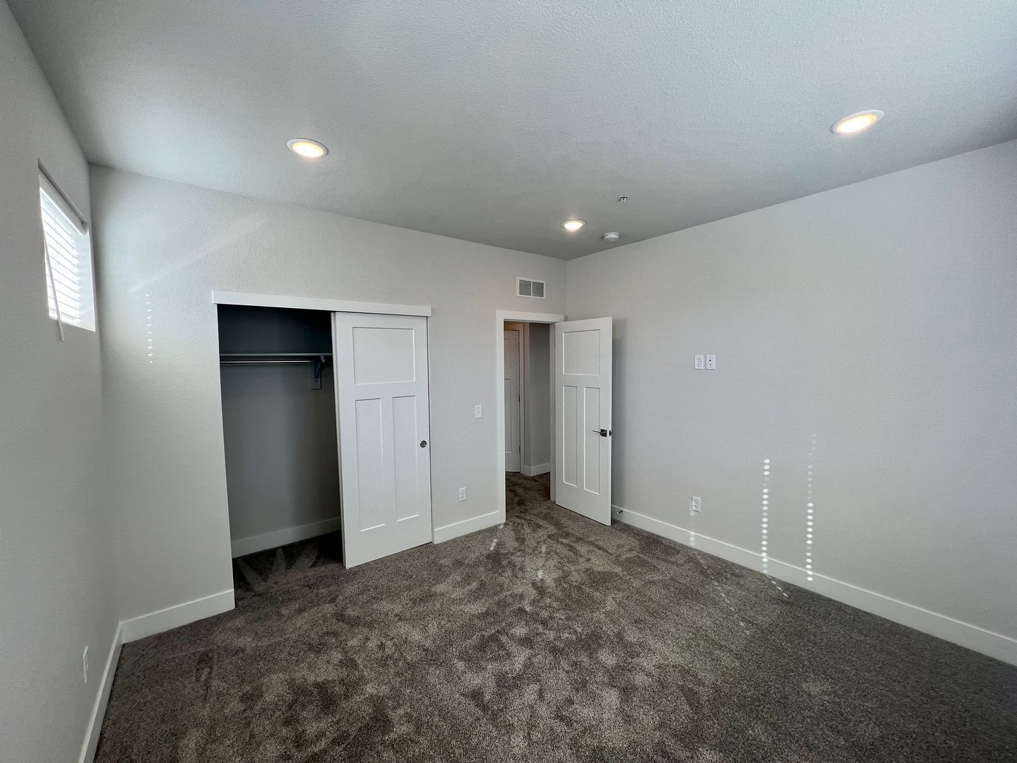 Gallery Image 36