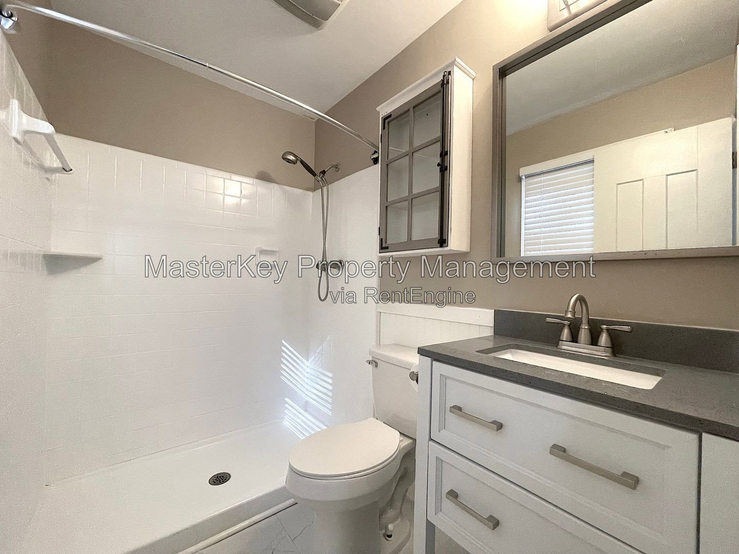 Gallery Image 16