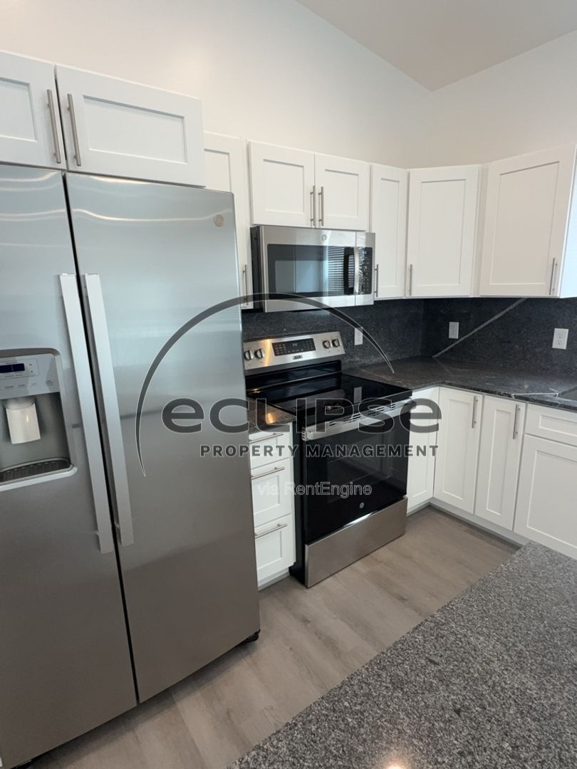 Gallery Image 18