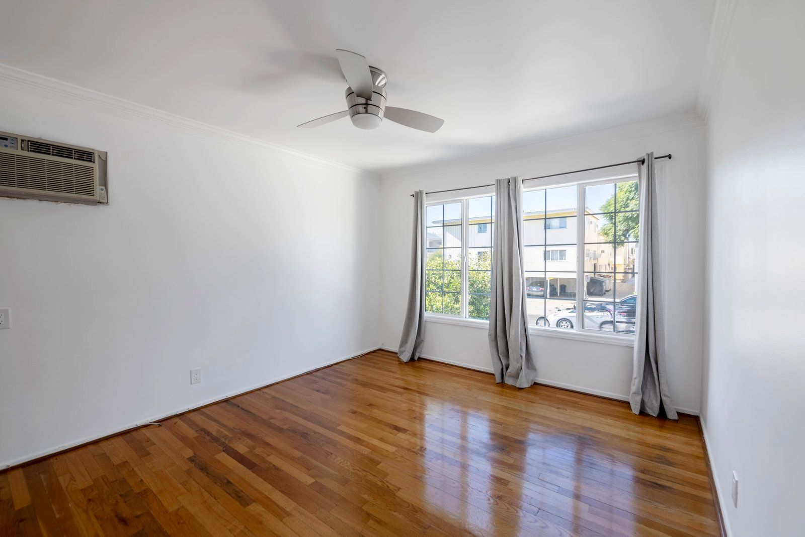 Gallery Image 9