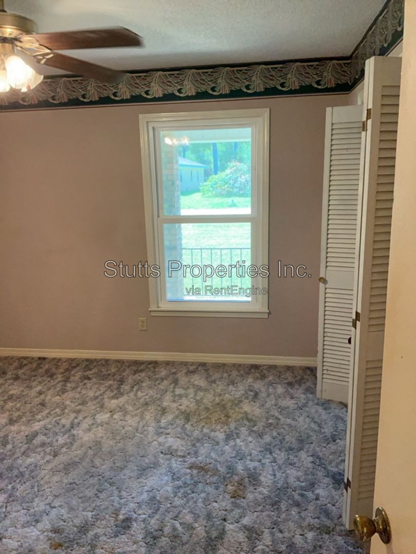 Gallery Image 15
