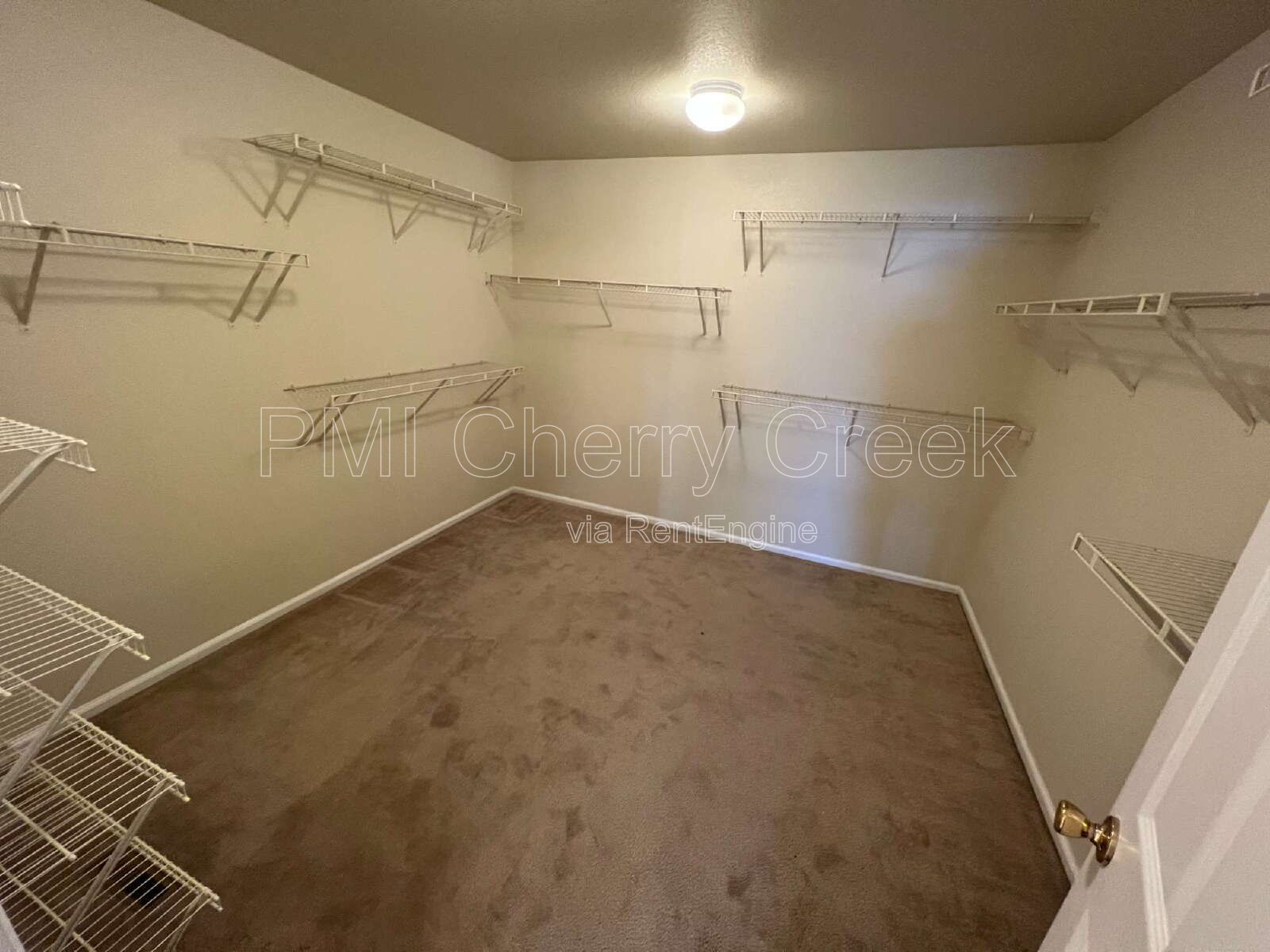 Gallery Image 18