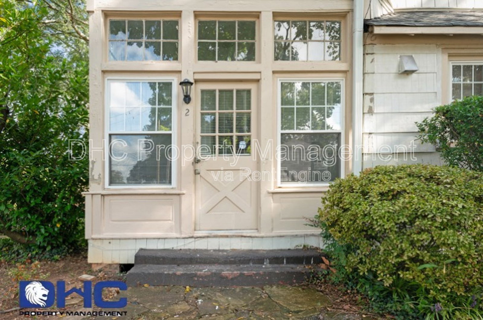 Gallery Image 0