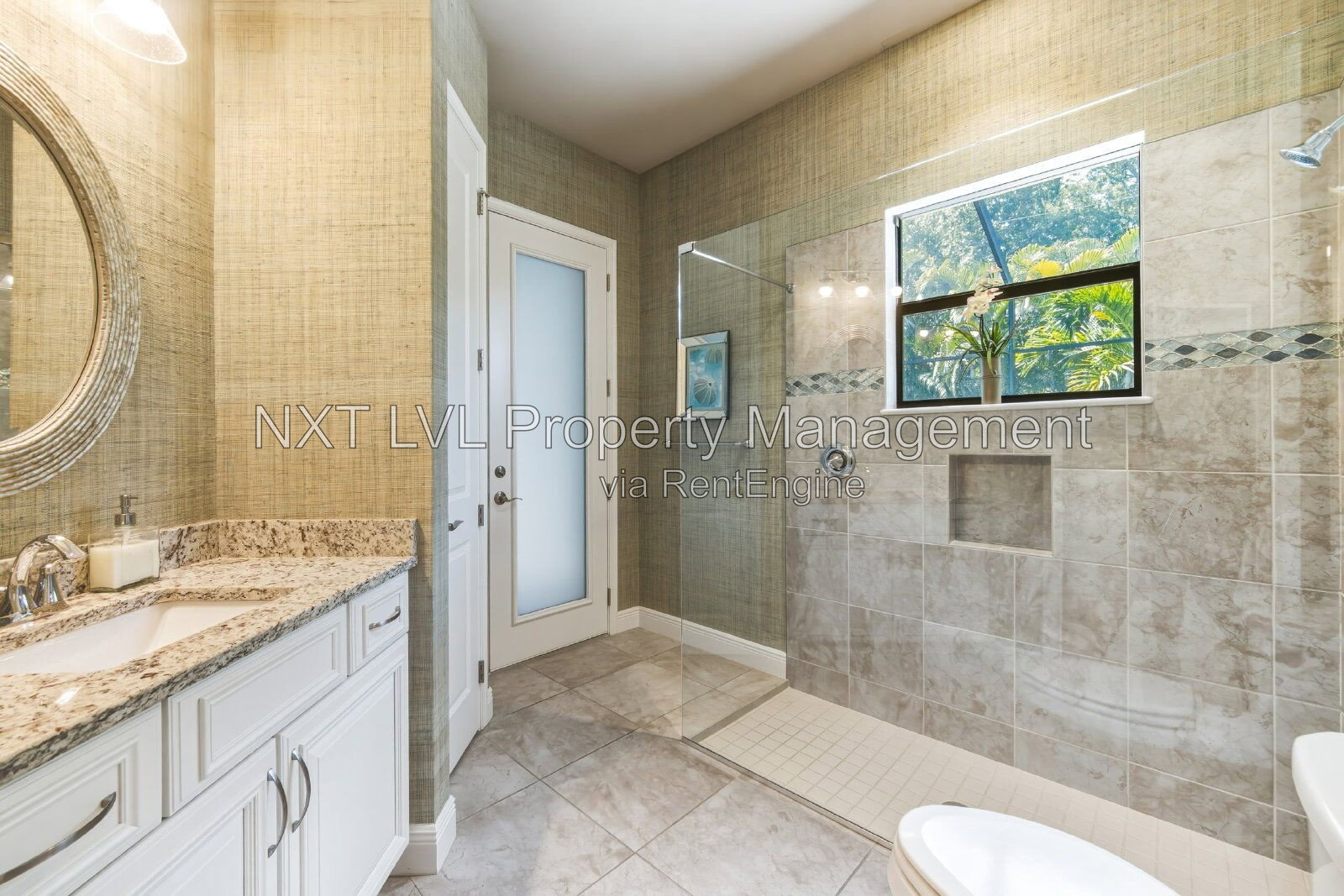 Gallery Image 15