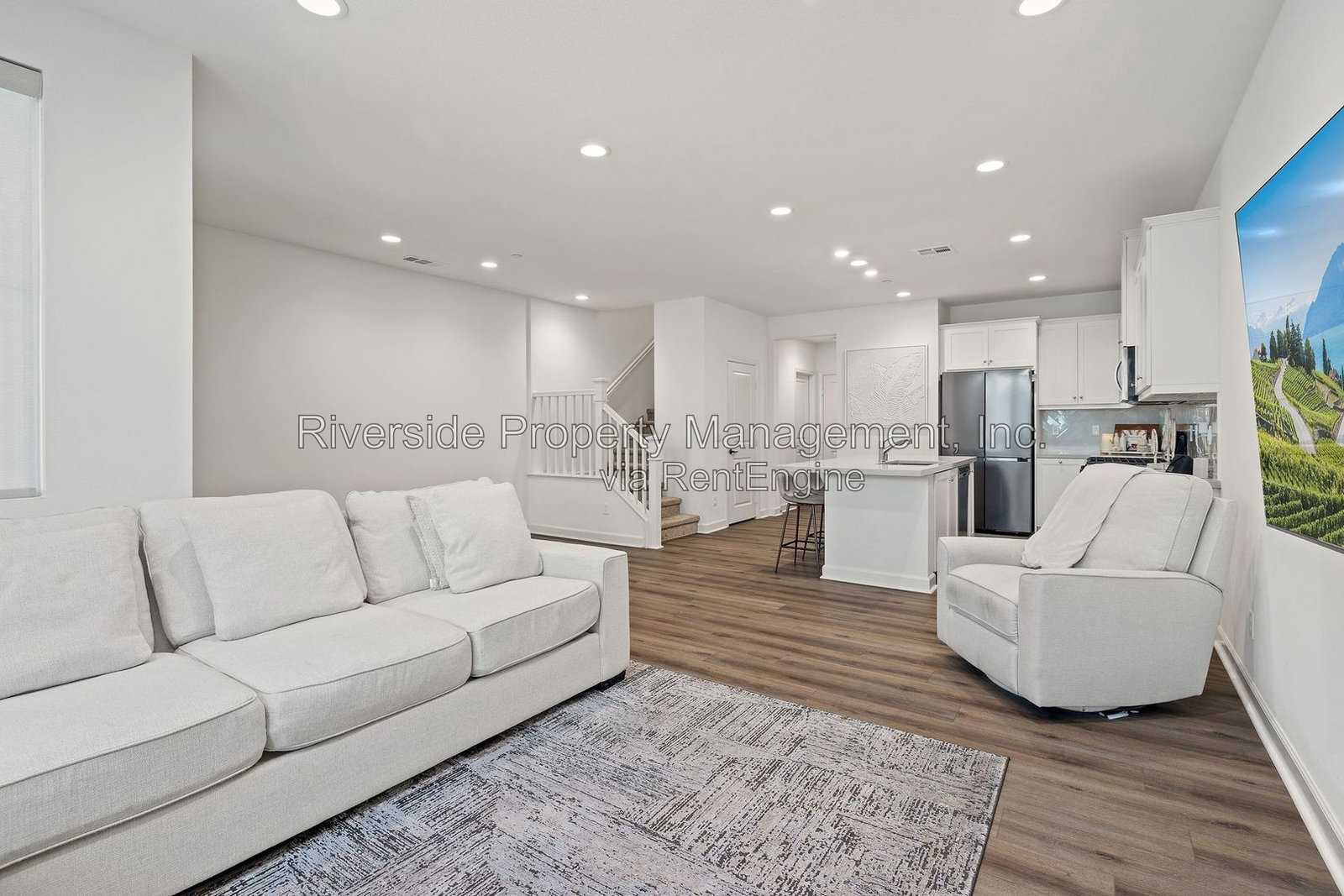 Gallery Image 15