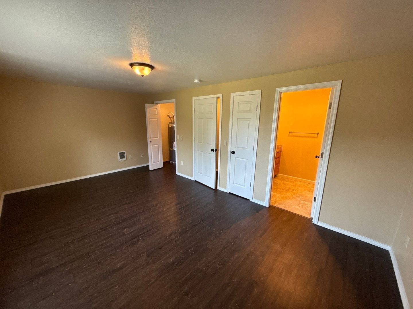 Gallery Image 14