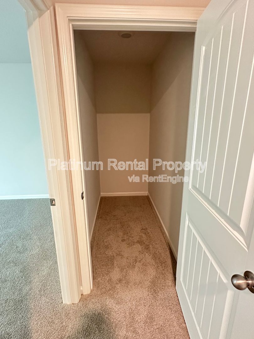 Gallery Image 37