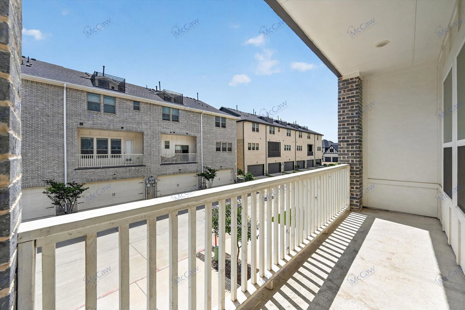 Gallery Image 18