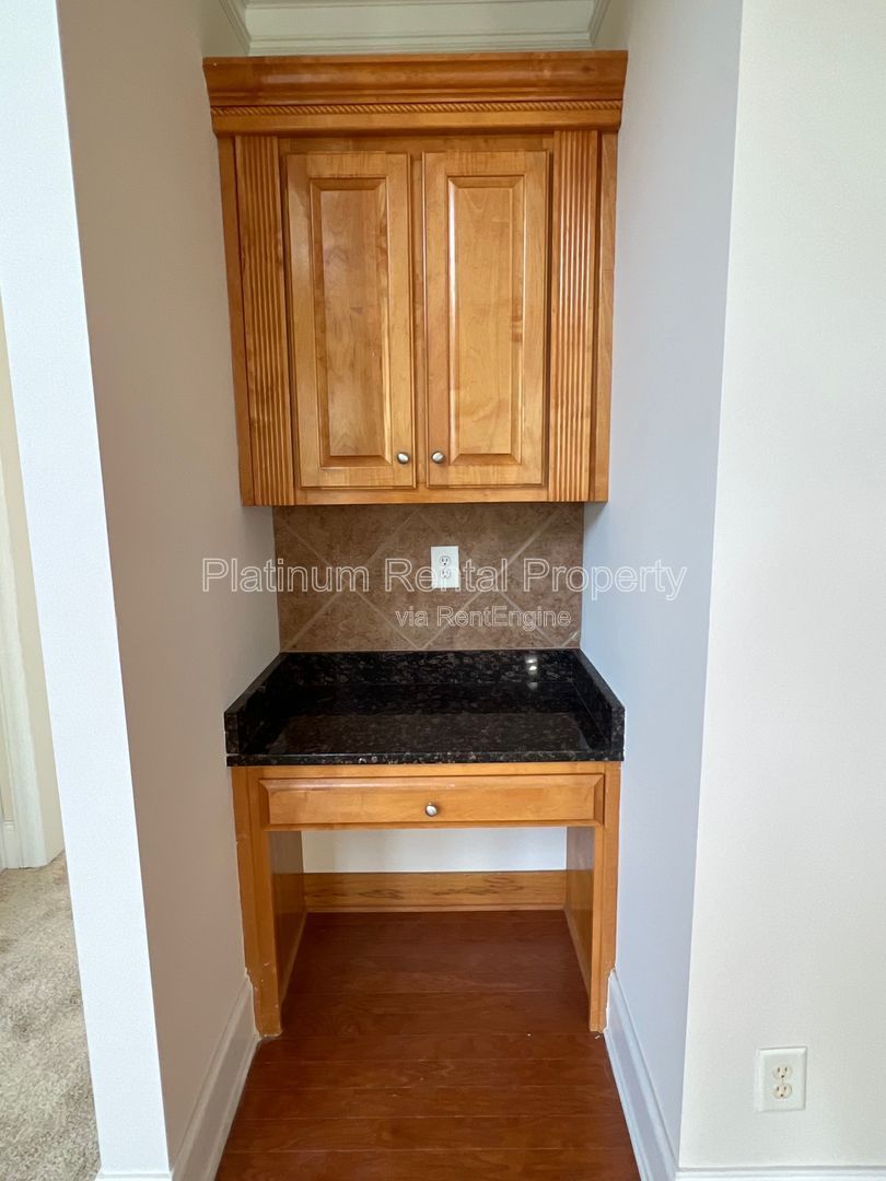 Gallery Image 15