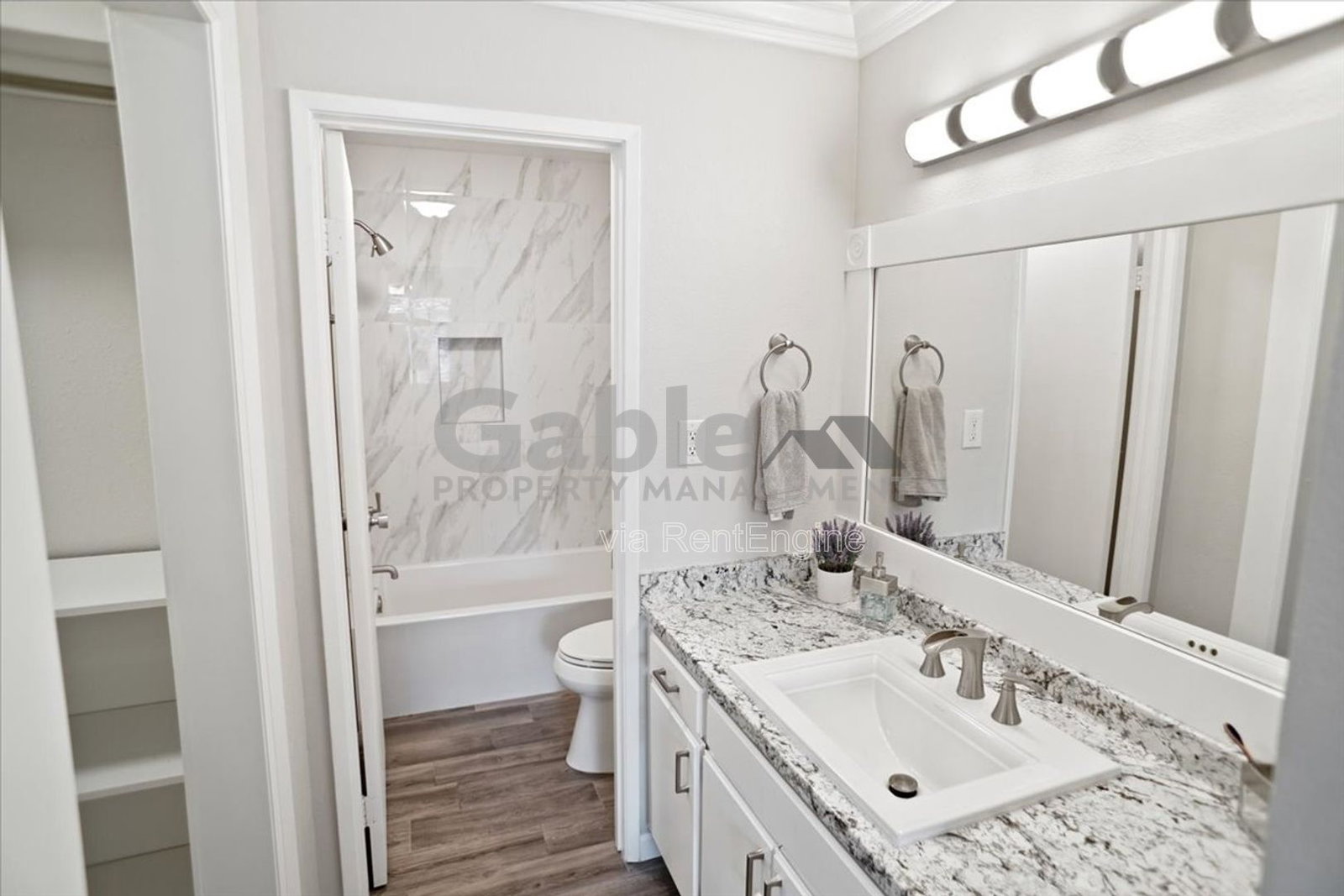 Gallery Image 10
