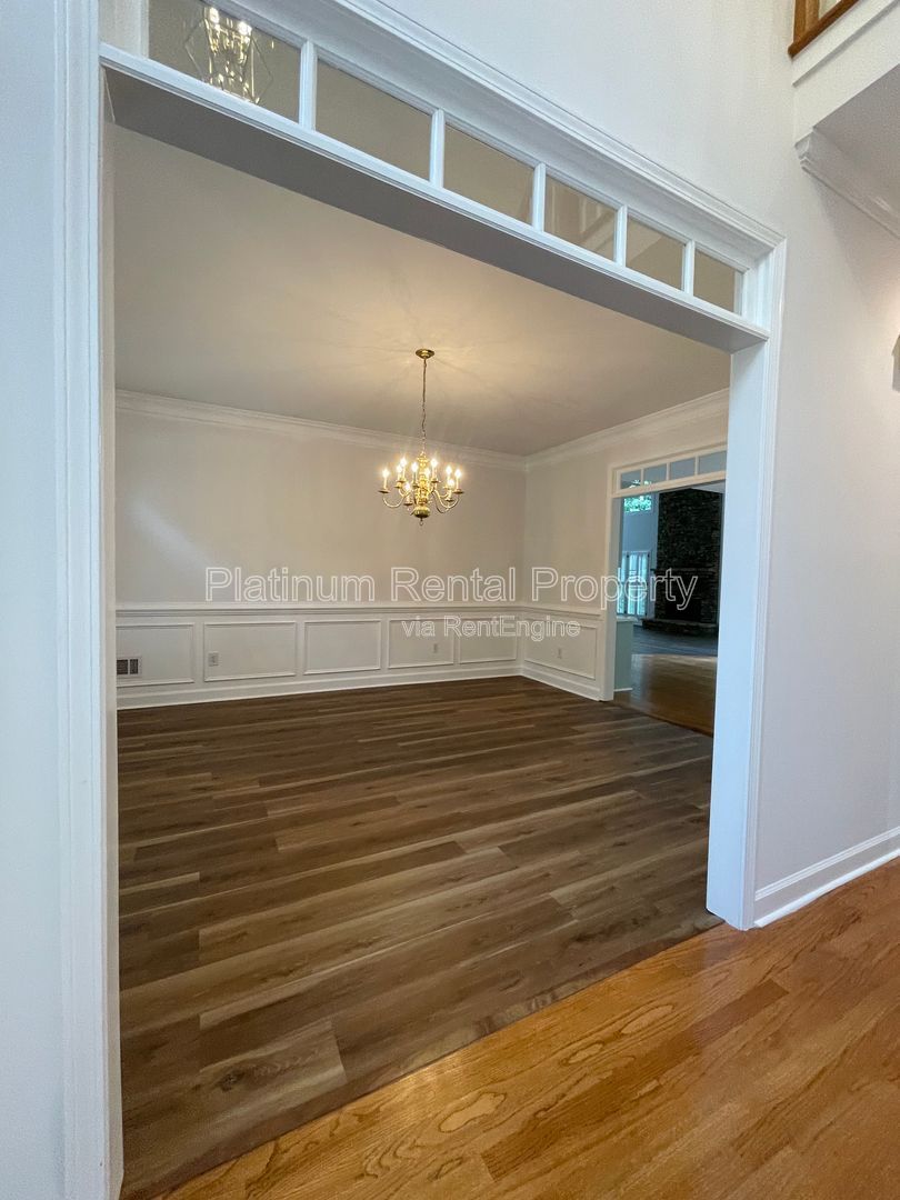 Gallery Image 8