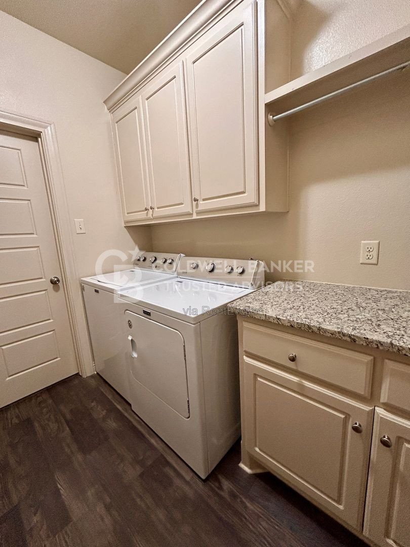 Gallery Image 21