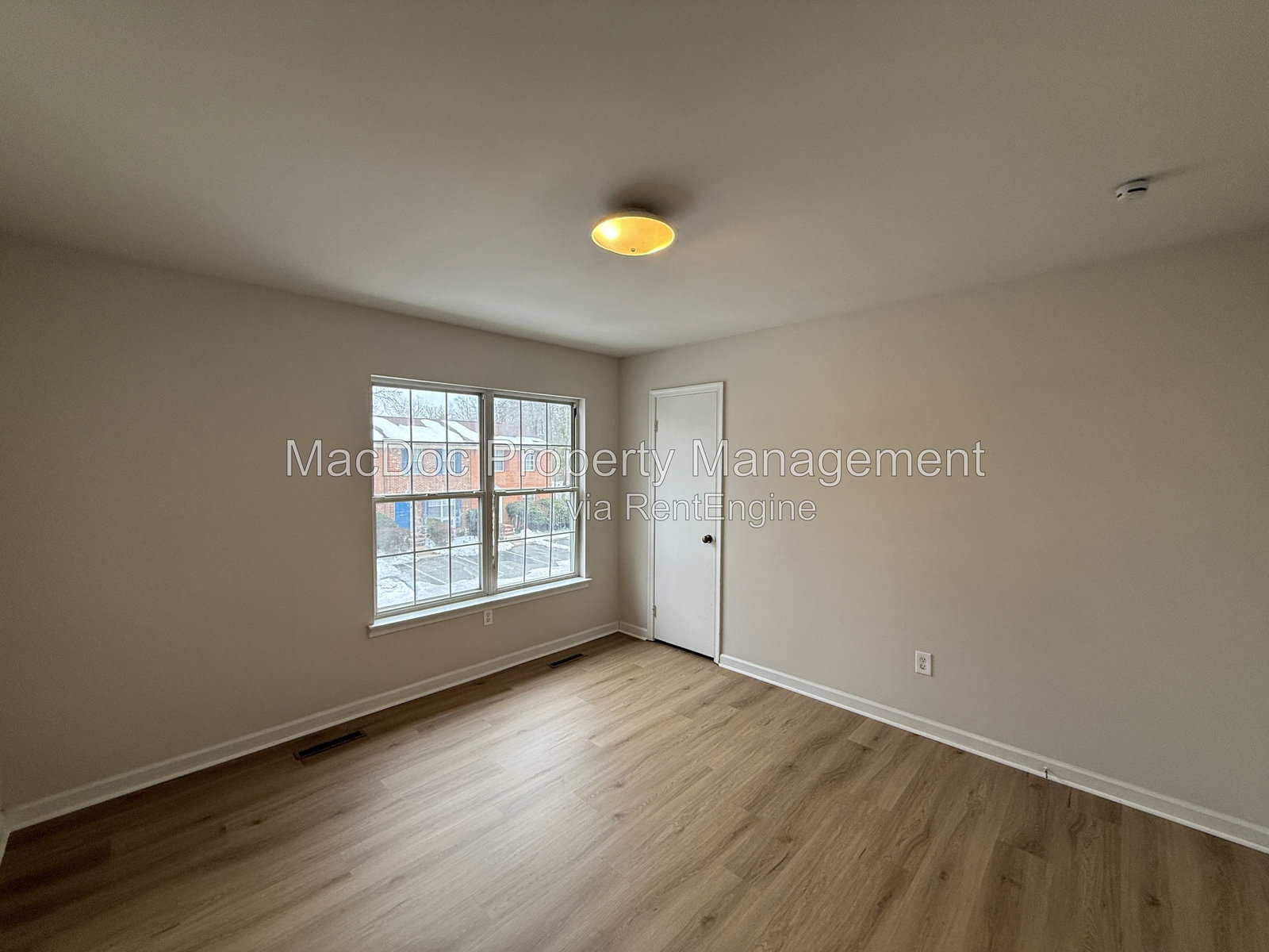 Gallery Image 16