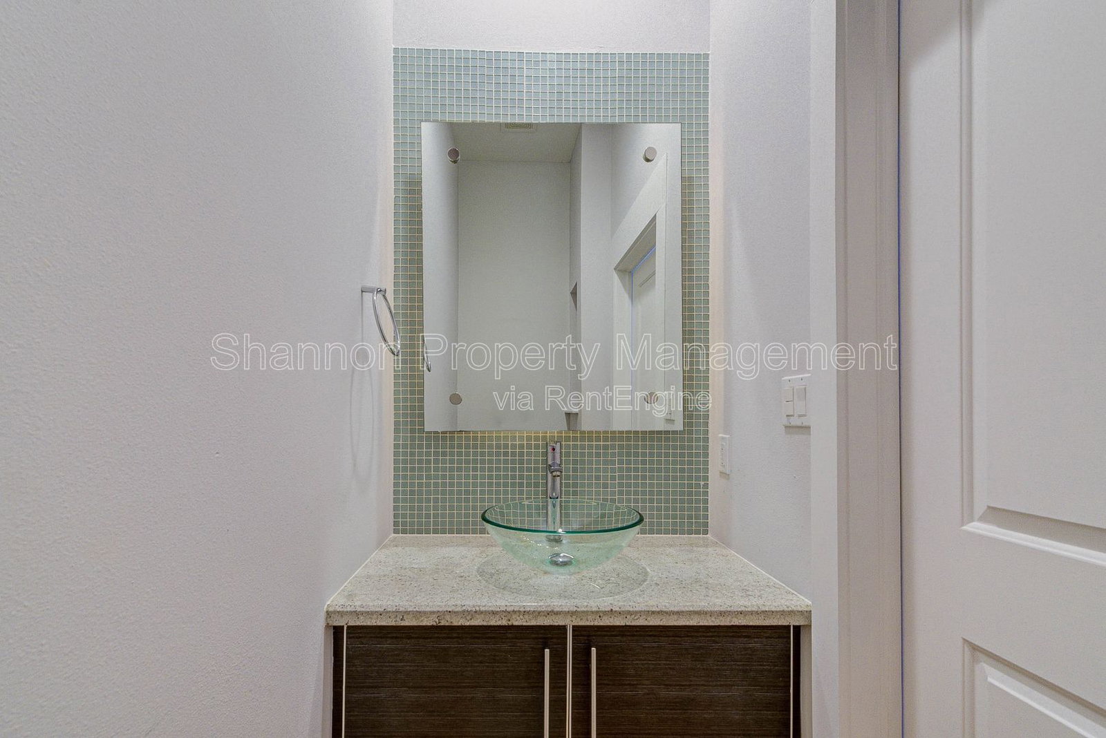 Gallery Image 21