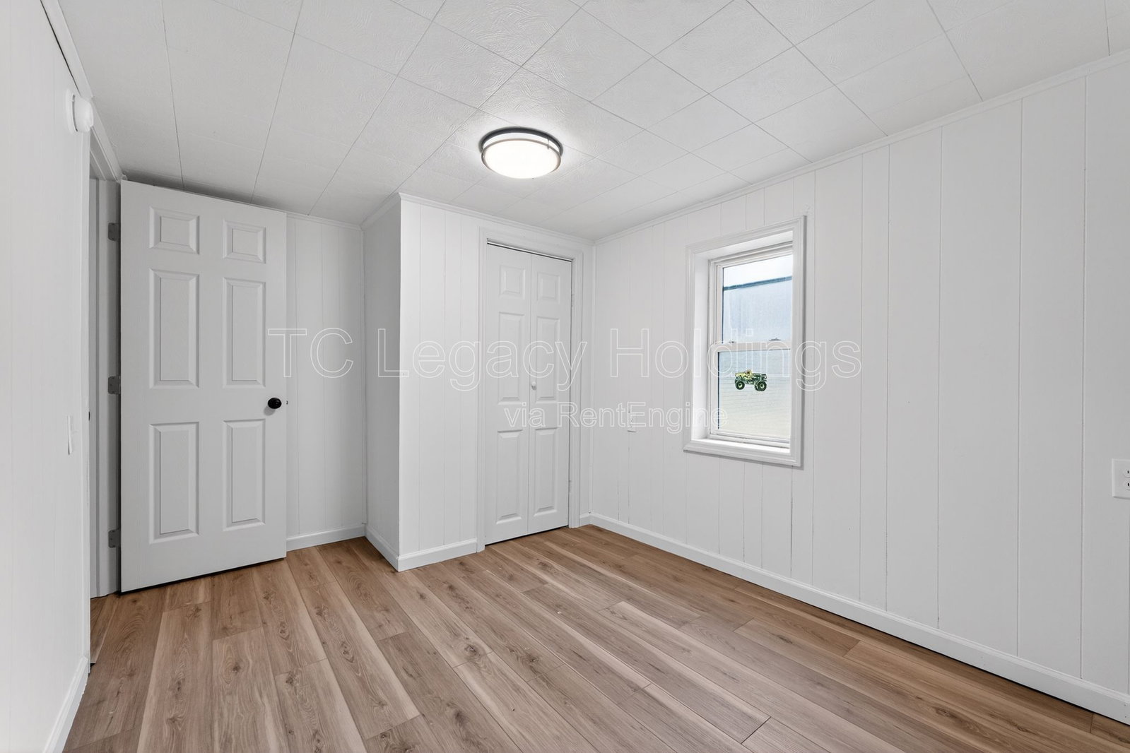 Gallery Image 15