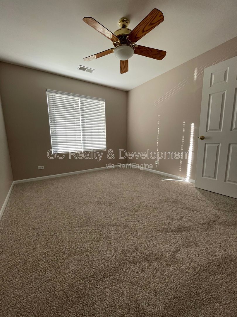 Gallery Image 17