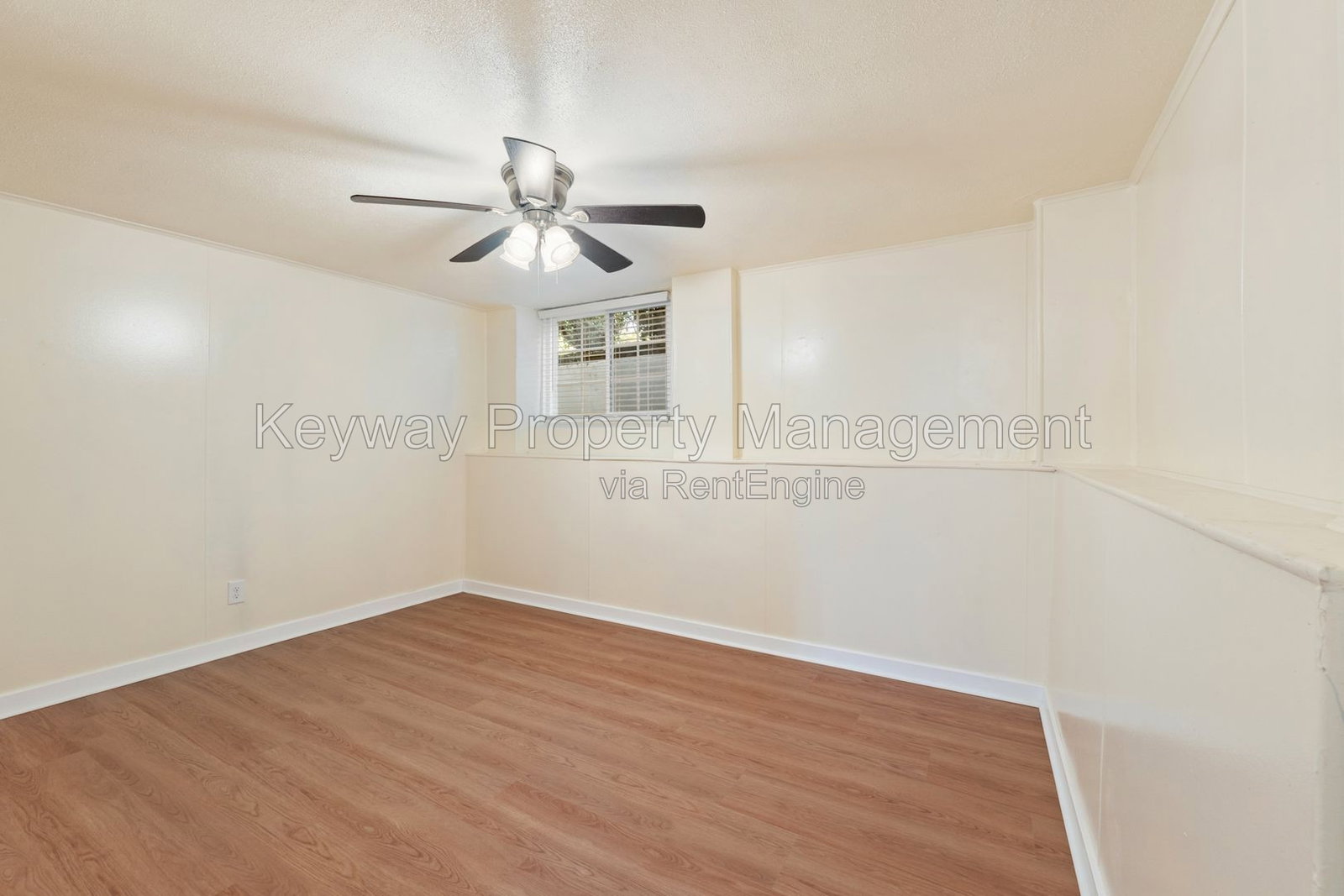 Gallery Image 16