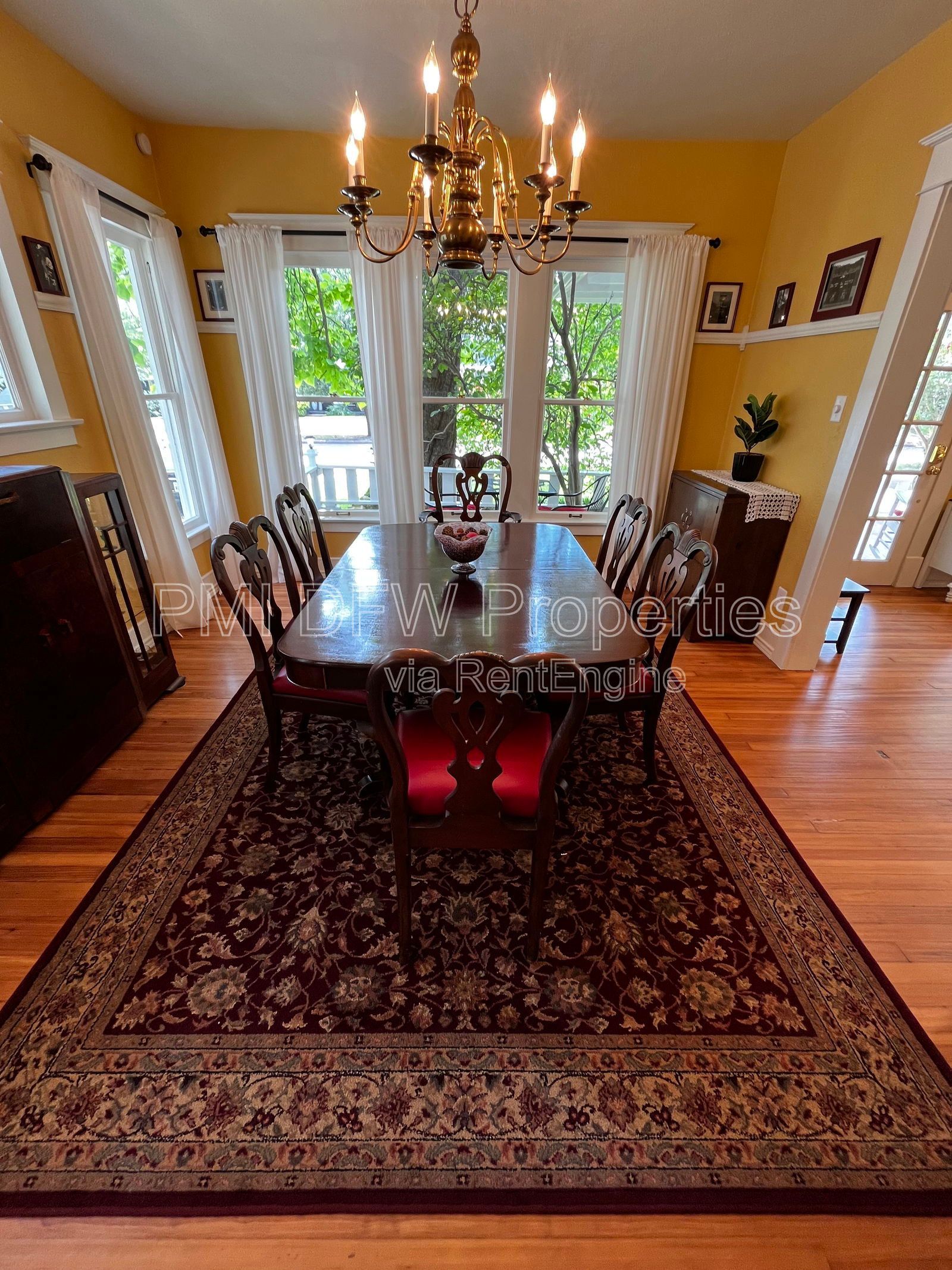 Gallery Image 60